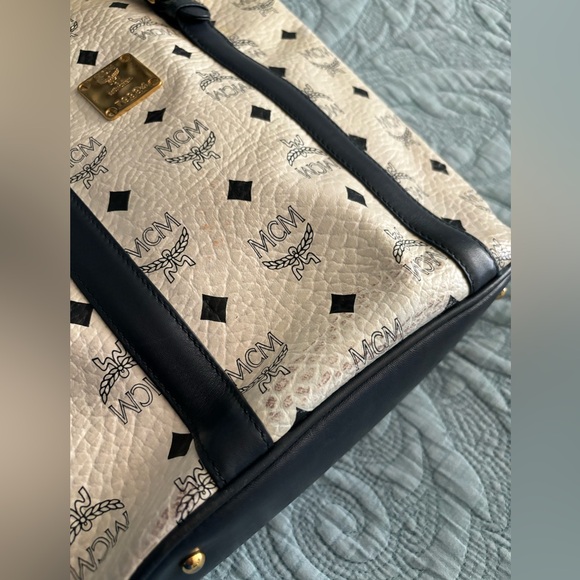 MCM Tote Bag in white and navy blue color - Picture 10 of 12